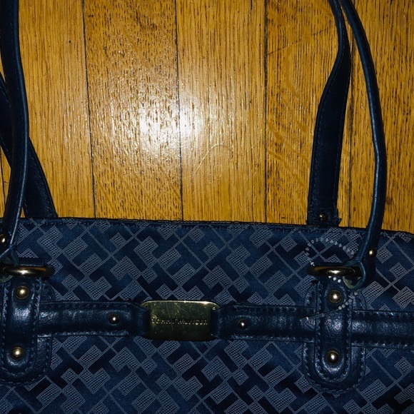 Vtg Tommy Hilfiger purse !! - Picture 2 of 5
